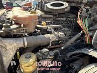 2019 Freightliner CASCADIA 6X4 T/A SLEEPER TRUCK