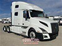 2020 VOLVO TRUCK VNL