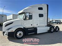 2020 VOLVO TRUCK VNL