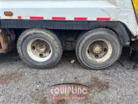 2007 International 7600 6X4 T/A GARBAGE TRUCK