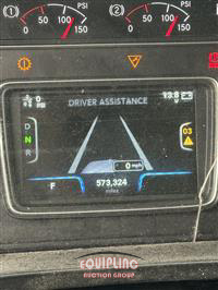 2018 International LT625 6X4 T/A SLEEPER TRUCK TR