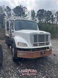 2012 Freightliner M2112 S/A GARBAGE TRUCK