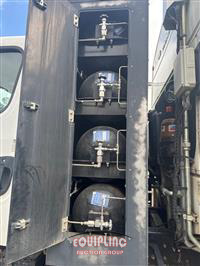 2012 Freightliner M2112 S/A GARBAGE TRUCK