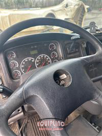 2012 Freightliner M2112 S/A GARBAGE TRUCK