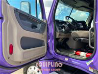 2014 Freightliner CASCADIA