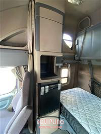 2014 Freightliner CASCADIA