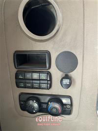 2014 Freightliner CASCADIA