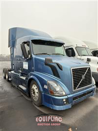 2013 Volvo VNL630 6X4 T/A SLEEPER TRUCK T