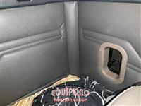 2019 Freightliner CASCADIA 6X4 T/A SLEEPER TRUCK