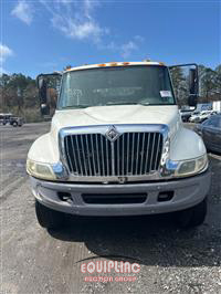 2004 International 4300 4x2 S/A UTILITY BODY