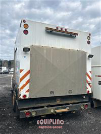 2007 International 4300 4X2 S/A UTILITY BODY TRUC