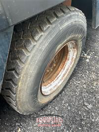 2007 International 4300 4X2 S/A UTILITY BODY TRUC