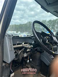 2007 International 4300 4X2 S/A UTILITY BODY TRUC