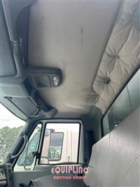 2007 International 4300 4X2 S/A UTILITY BODY TRUC