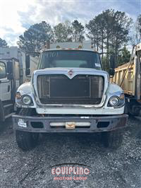 2009 International 7600 6X4 T/A GARBAGE TRUCK