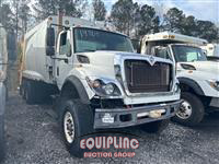 2009 International 7600 6X4 T/A GARBAGE TRUCK