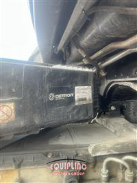 2018 Freightliner CASCADIA 6X4 T/A SLEEPER TRUCK