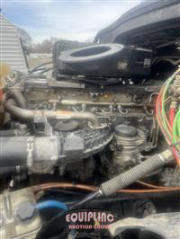 2018 Freightliner CASCADIA 6X4 T/A SLEEPER TRUCK