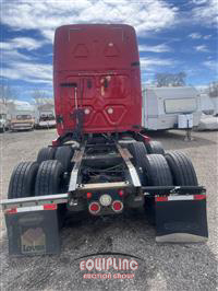 2018 Freightliner CASCADIA 6X4 T/A SLEEPER TRUCK