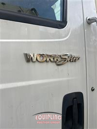 2009 International 7600 6X4 T/A GARBAGE TRUCK