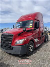 2018 Freightliner CASCADIA 6X4 T/A SLEEPER TRUCK