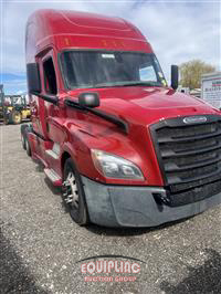 2018 Freightliner CASCADIA 6X4 T/A SLEEPER TRUCK