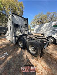 2020 Freightliner CASCADIA