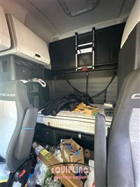 2020 Freightliner CASCADIA