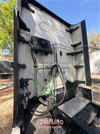 2020 Freightliner CASCADIA