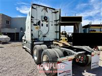 2017 Freightliner CASCADIA 6X4 T/A SLEEPER TRUCK