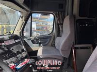 2017 Freightliner CASCADIA 6X4 T/A SLEEPER TRUCK