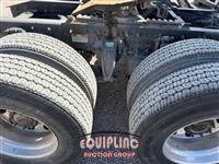 2017 Freightliner CASCADIA 6X4 T/A SLEEPER TRUCK