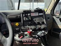 2017 Freightliner CASCADIA 6X4 T/A SLEEPER TRUCK