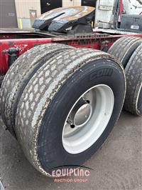 2012 Volvo VNL 6X4 T/A SLEEPER TRUCK TRAC