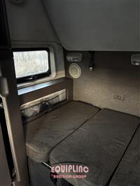 2012 Volvo VNL 6X4 T/A SLEEPER TRUCK TRAC