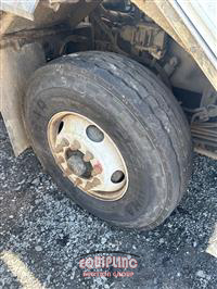 2015 Peterbilt 320. 6x4 T/A GARBAGE TRUCK