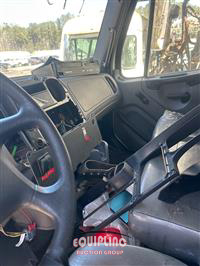 2014 Freightliner M2