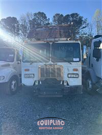 2015 Peterbilt 320 6x4 T/A GARBAGE TRUCK