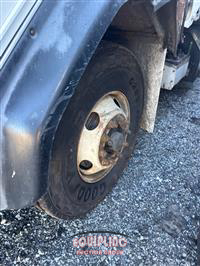 2015 Peterbilt 320 6x4 T/A GARBAGE TRUCK