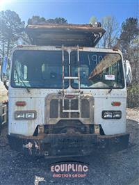2015 Peterbilt PB320 6x4 T/A GARBAGE TRUCK 