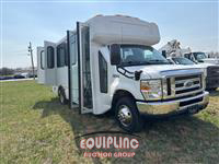 2016 Ford E-450