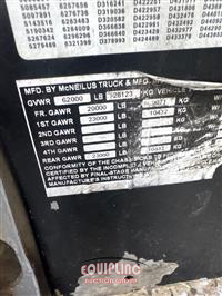 2015 Peterbilt 320 6x4 T/A GARBAGE TRUCK