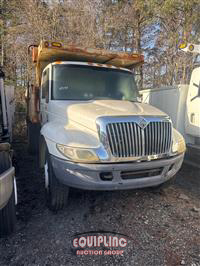 2006 International 4300 4x2 S/A DUMP TRUCK