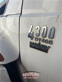 2006 International 4300 4x2 S/A DUMP TRUCK