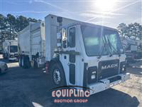 2018 Mack LR633 6X4 T/A SIDE LOAD GARBAG