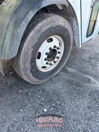 2018 Mack LR633 6X4 T/A SIDE LOAD GARBAG