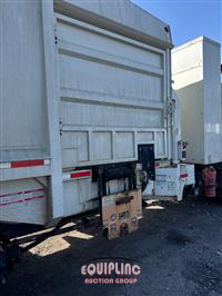 2018 Mack LR633 6X4 T/A SIDE LOAD GARBAG