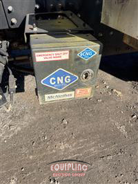 2018 Mack LR633 6X4 T/A SIDE LOAD GARBAG