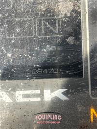 2018 Mack LR633 6X4 T/A SIDE LOAD GARBAG