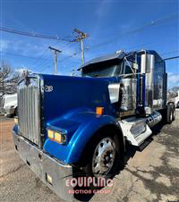 2016 Kenworth W900 6X4 T/A SLEEPER TRUCK TRA